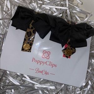 Poppy Clips- Bow Boot Clips
